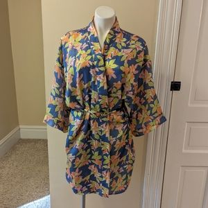 Body Drama California bright floral so silky robe belt not included size L
